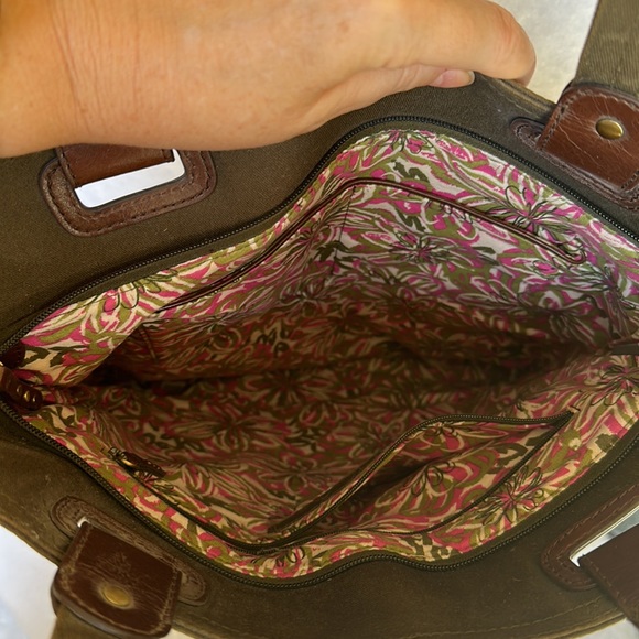 *Vera Bradley Middleton Slim Olive Quilted Canvas/ Leather Tote - Picture 11 of 14